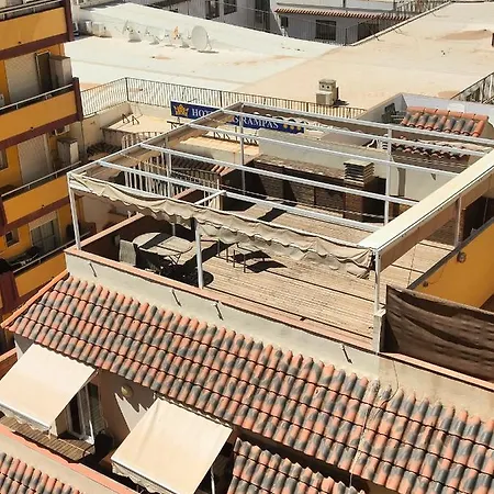 Gran Atico En El Centro Cerca De La Playa Διαμέρισμα *