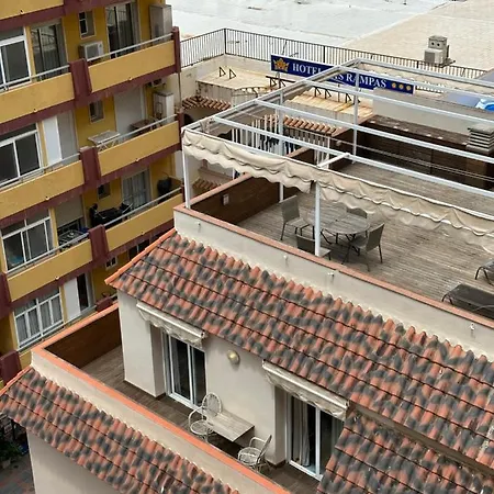Gran Atico En El Centro Cerca De La Playa Διαμέρισμα *